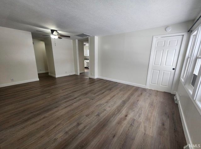 907 Woodmere Drive, Lafayette, IN 47905