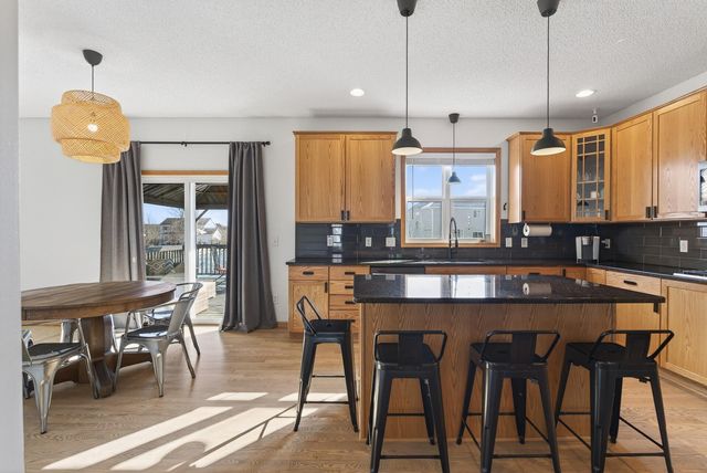 9465 Glacier Road, Minnetrista, MN 55375