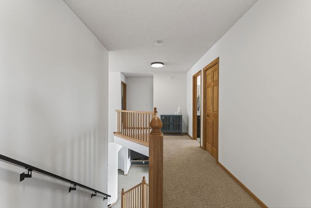 9465 Glacier Road, Minnetrista, MN 55375