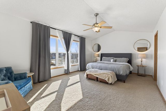 9465 Glacier Road, Minnetrista, MN 55375