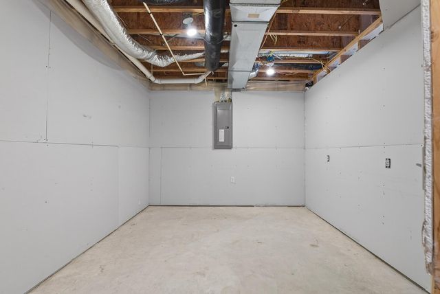 9465 Glacier Road, Minnetrista, MN 55375