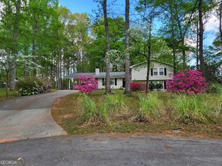 4561 N Woodlake Lane SE, Conyers, GA 30013