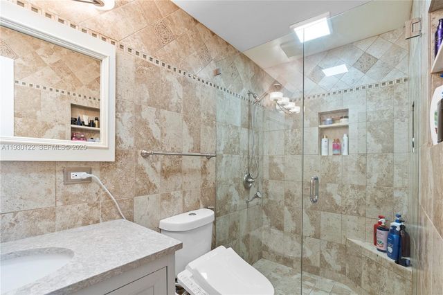 5546 S Lakewood Cir S C, Margate, FL 33063