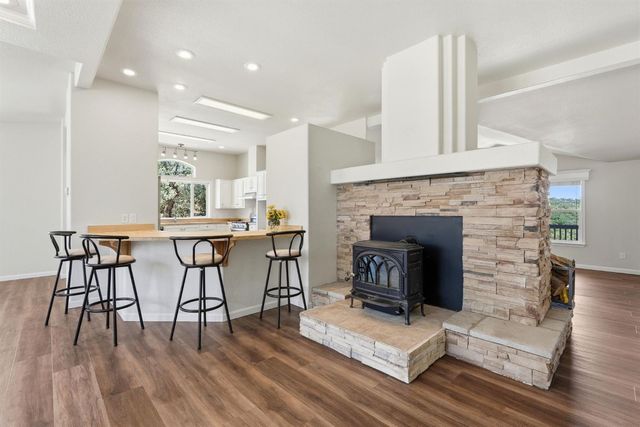 6651 Gallagher Rd, Pilot Hill, CA 95664