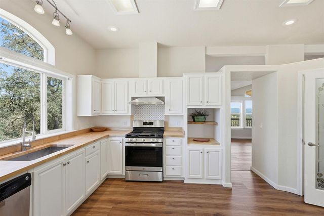 6651 Gallagher Rd, Pilot Hill, CA 95664