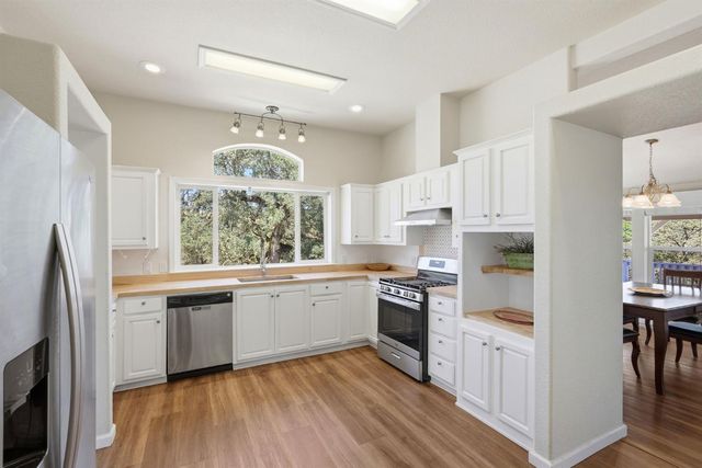 6651 Gallagher Rd, Pilot Hill, CA 95664