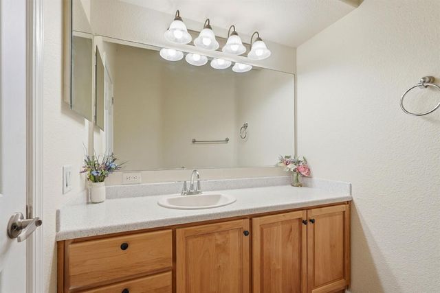 6651 Gallagher Rd, Pilot Hill, CA 95664