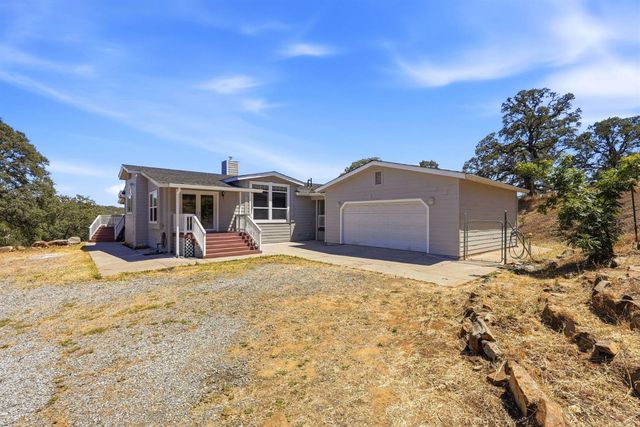 6651 Gallagher Rd, Pilot Hill, CA 95664