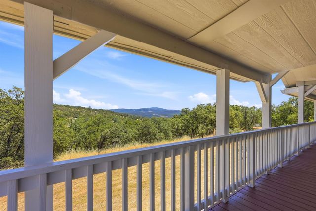 6651 Gallagher Rd, Pilot Hill, CA 95664