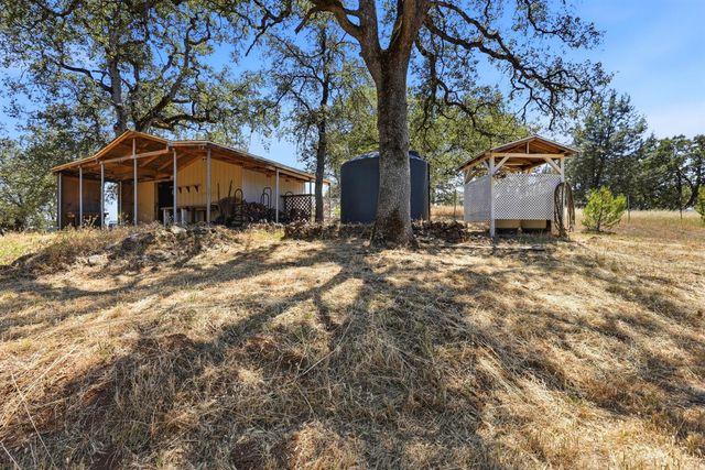 6651 Gallagher Rd, Pilot Hill, CA 95664