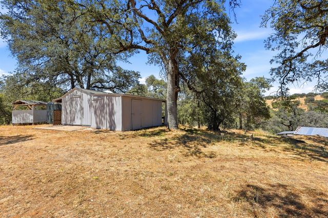 6651 Gallagher Rd, Pilot Hill, CA 95664