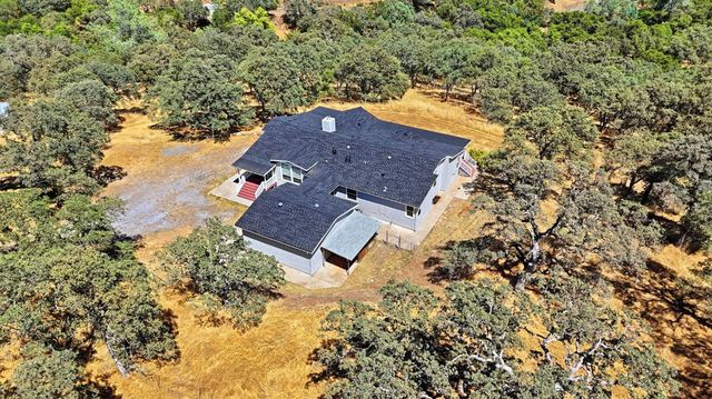 6651 Gallagher Rd, Pilot Hill, CA 95664
