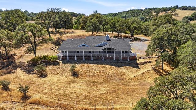6651 Gallagher Rd, Pilot Hill, CA 95664