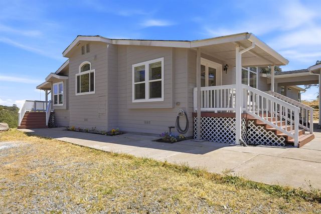 6651 Gallagher Rd, Pilot Hill, CA 95664