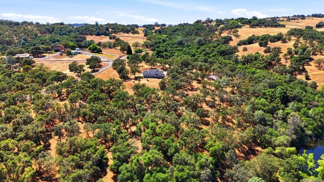 6651 Gallagher Rd, Pilot Hill, CA 95664