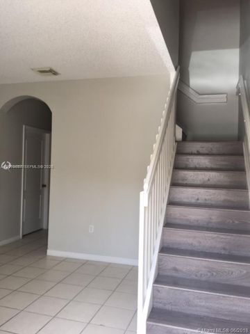 16614 NW 72nd Pl, Miami Lakes, FL 33014