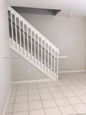 16614 NW 72nd Pl, Miami Lakes, FL 33014