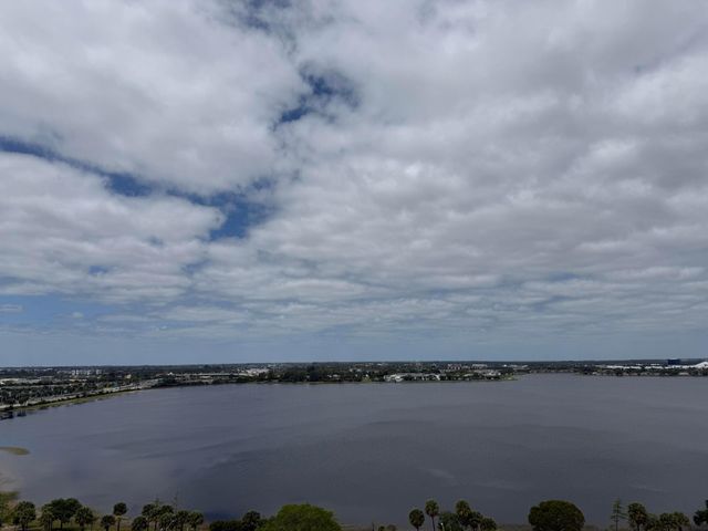 616 Clearwater Park Road 1013, West Palm Beach, FL 33401