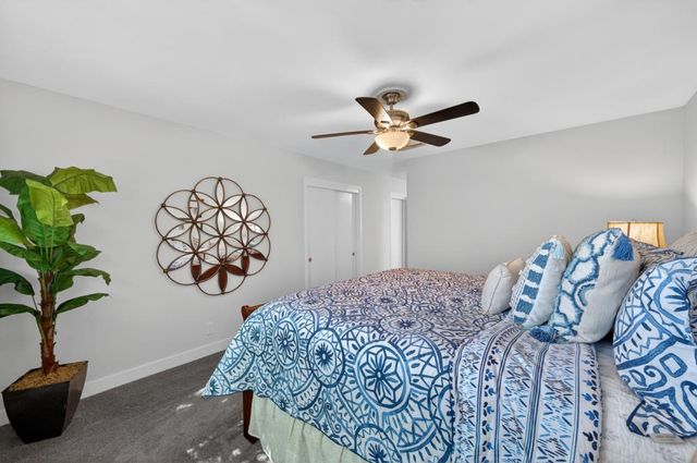 6742 Park Riviera Way, Sacramento, CA 95831