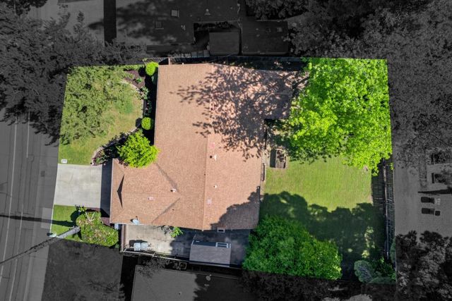 6742 Park Riviera Way, Sacramento, CA 95831