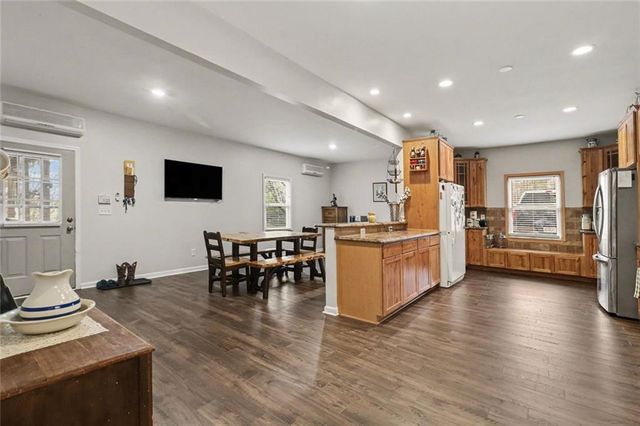 9150 W Banks Mill Road, Winston, GA 30187