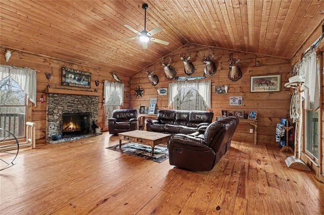 9150 W Banks Mill Road, Winston, GA 30187