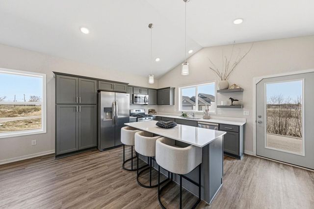 1131 Dorthy Lane, Elko New Market, MN 55054