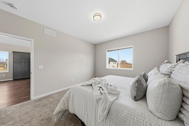 1131 Dorthy Lane, Elko New Market, MN 55054