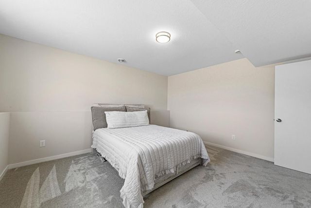 1131 Dorthy Lane, Elko New Market, MN 55054