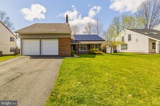 17 CONCORD RD, Marlton, NJ 08053