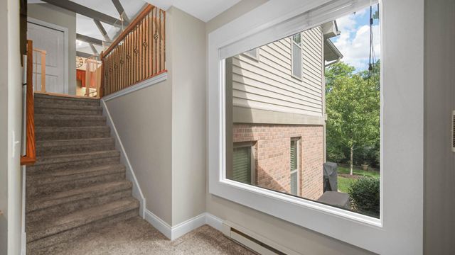 11031 Beacon Court, St. John, IN 46373