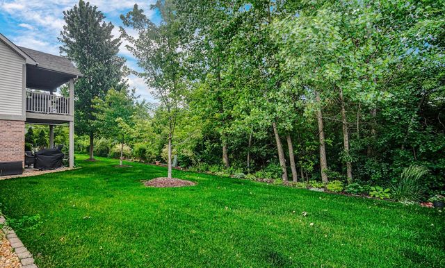 11031 Beacon Court, St. John, IN 46373