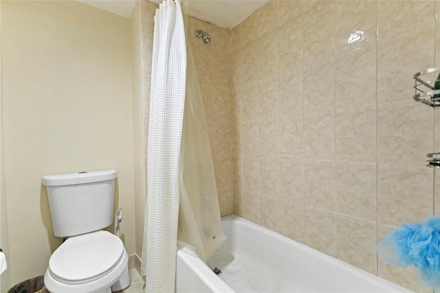 16211 Saddle Club Road 102, Weston, FL 33326