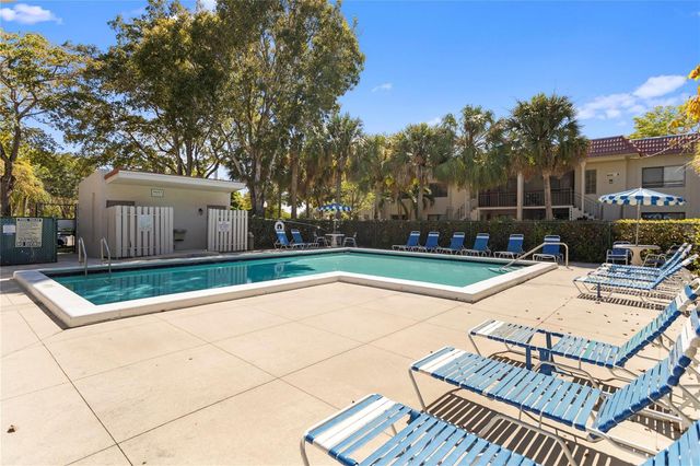 16211 Saddle Club Road 102, Weston, FL 33326