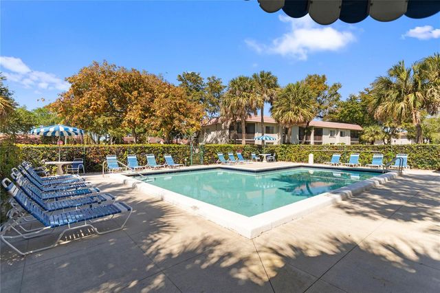16211 Saddle Club Road 102, Weston, FL 33326