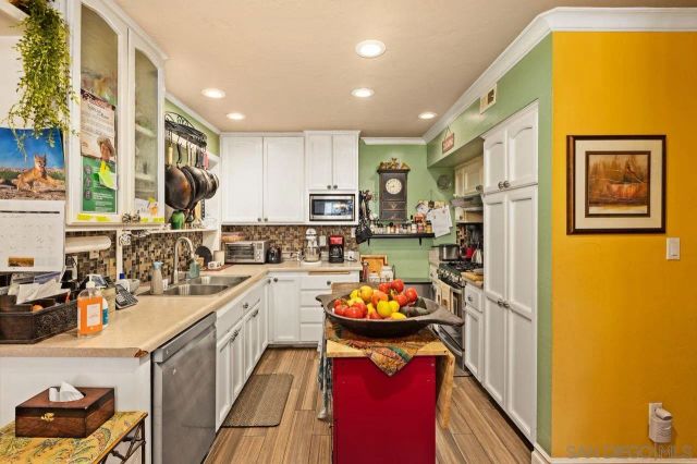 7142 Bobhird, San Diego, CA 92119