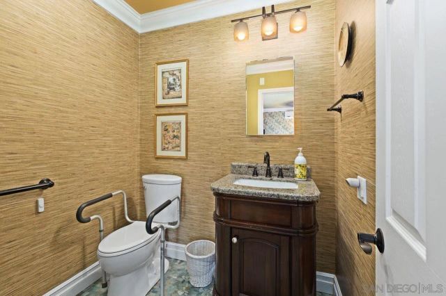 7142 Bobhird, San Diego, CA 92119