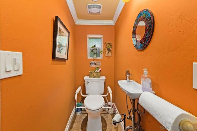 7142 Bobhird, San Diego, CA 92119