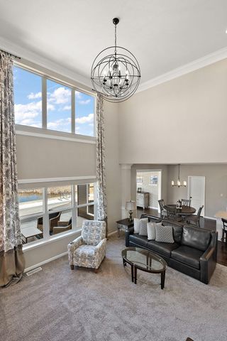 508 E 119th Place, Crown Point, IN 46307