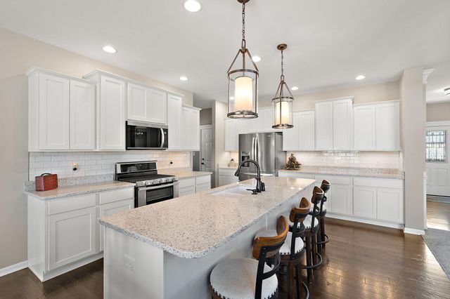 508 E 119th Place, Crown Point, IN 46307