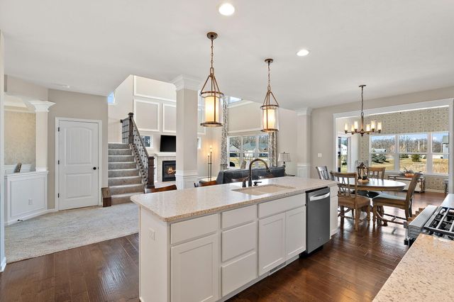 508 E 119th Place, Crown Point, IN 46307