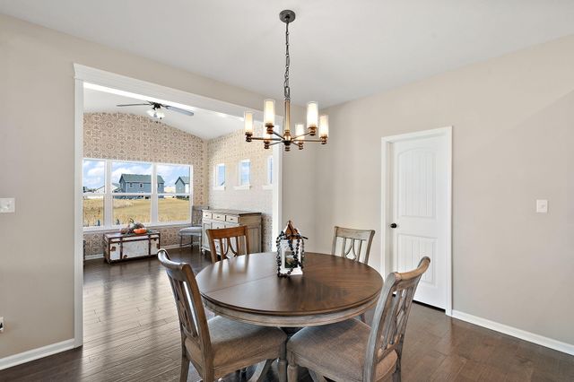 508 E 119th Place, Crown Point, IN 46307