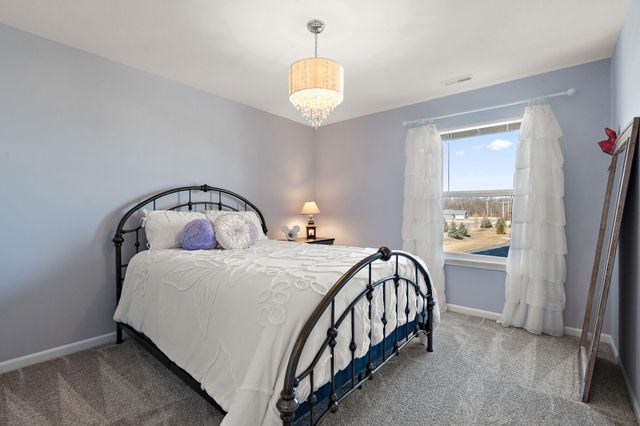 508 E 119th Place, Crown Point, IN 46307