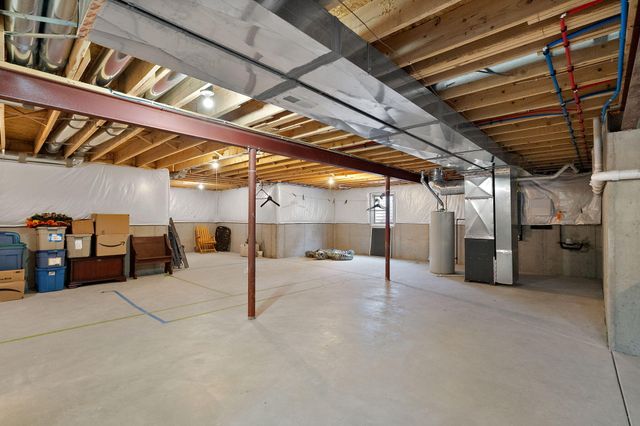 508 E 119th Place, Crown Point, IN 46307