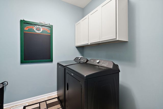 508 E 119th Place, Crown Point, IN 46307