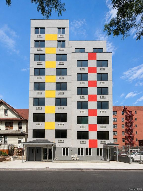 153-33 89 AVE #Bsmt, Jamaica, NY 11432 — exterior