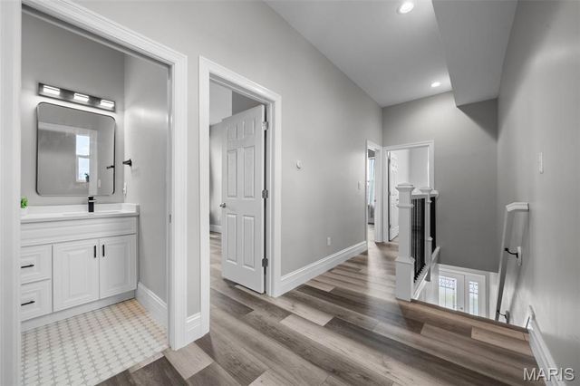 4413 Hunt Avenue, St Louis, MO 63110