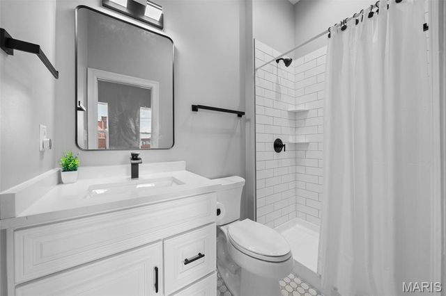 4413 Hunt Avenue, St Louis, MO 63110
