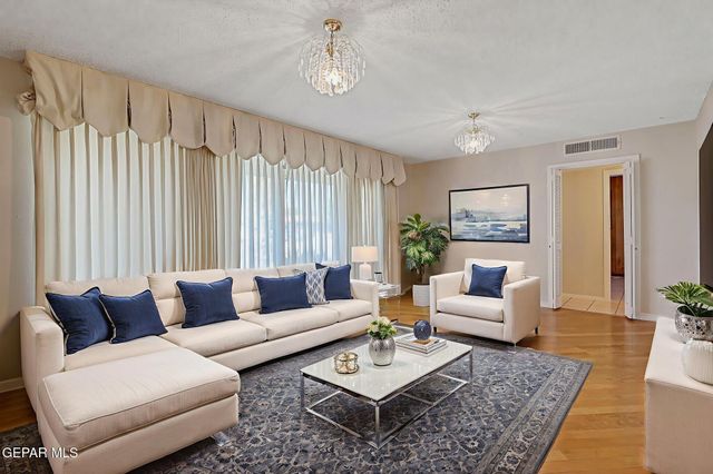 1304 Honeysuckle Drive, El Paso, TX 79925