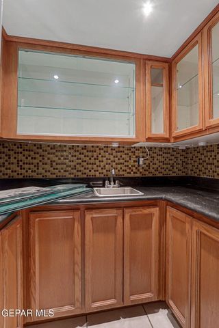 1304 Honeysuckle Drive, El Paso, TX 79925